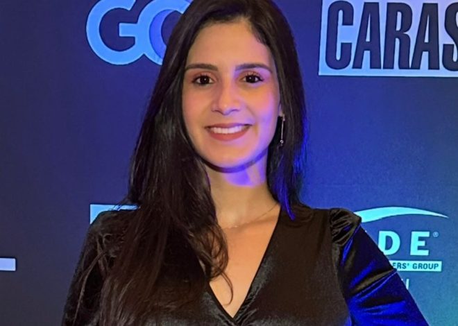 Consultoria de Alto Impacto: A Atuação Internacional de Débora Rodrigues