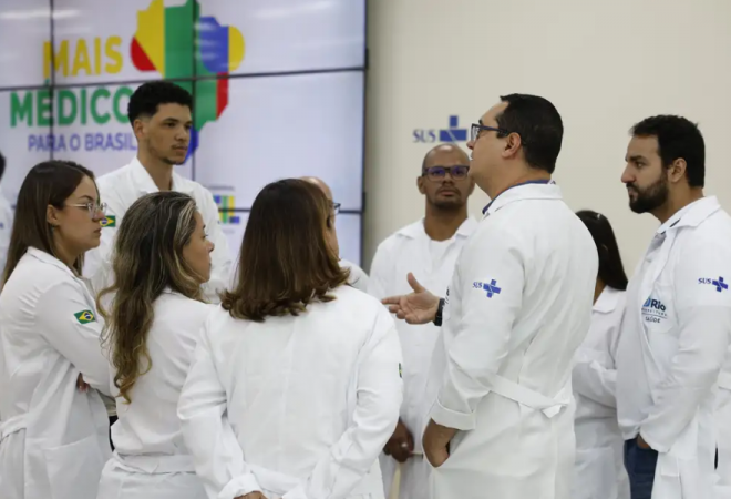 Mais de 1.400 profissionais do Mais Médicos iniciam suas atividades amanhã