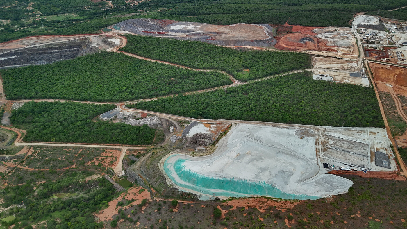 Senado discute minerais essenciais em reuniões privadas, excluindo a participação de movimentos sociais