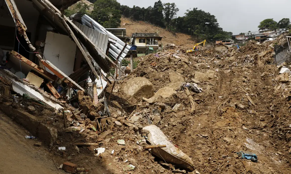 Super El Niño: O Grande Visitante que Está Batendo à Porta dos Eleitores!