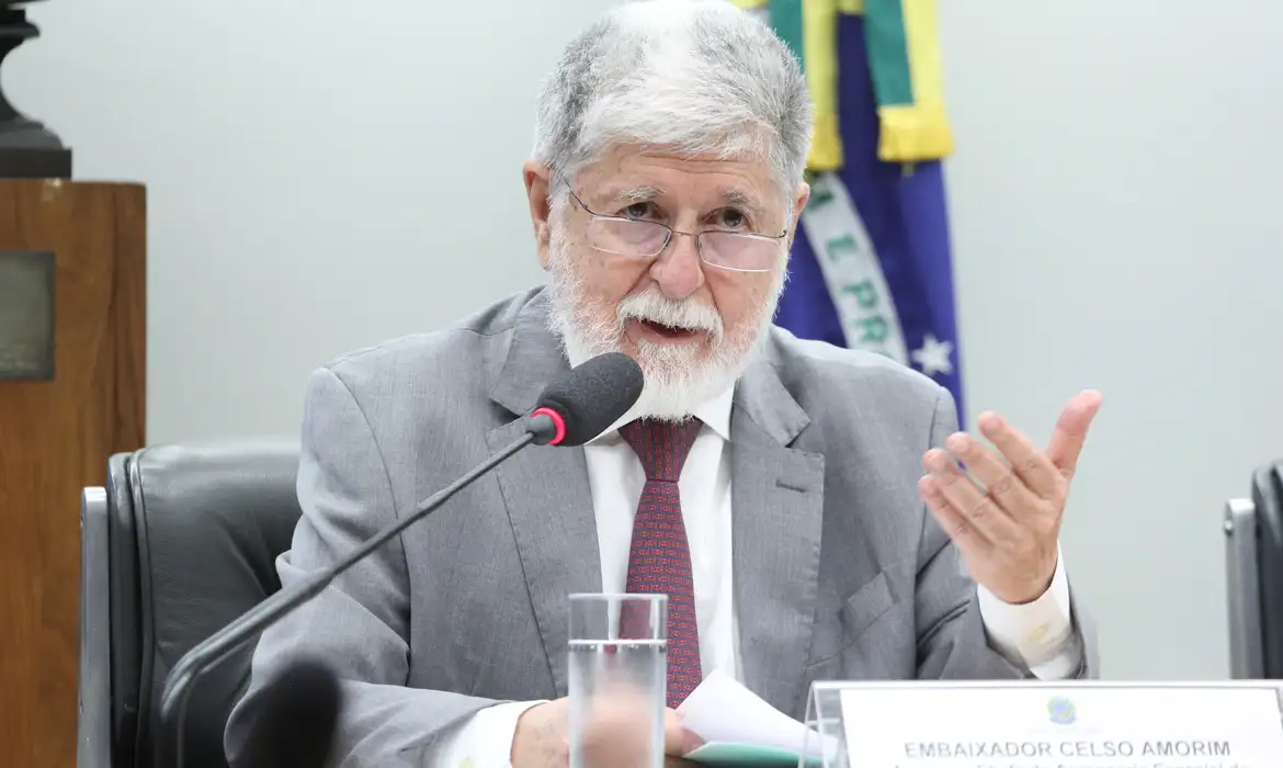 Lula e Trump: desafios e diálogos – uma análise com Celso Amorim