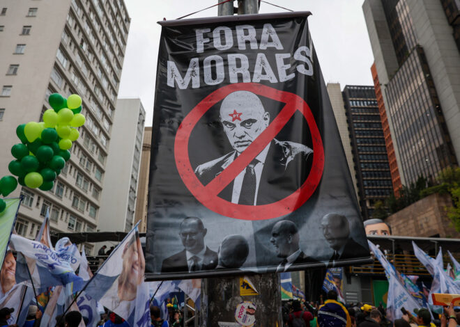 Juristas alertam para possível fragilização do STF com eleição de Flávio