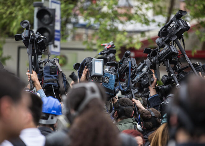 Imprensa troca exclusividade por cliques: a ascensão das redes sociais na informação