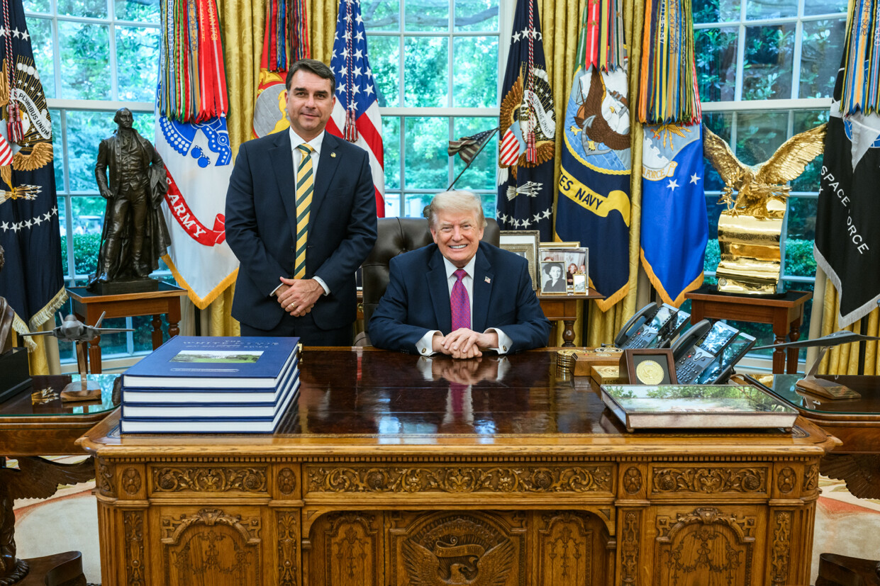 Flávio e o Efeito Trump: Possíveis Similaridades entre sua Gestão e a Presidência Americana